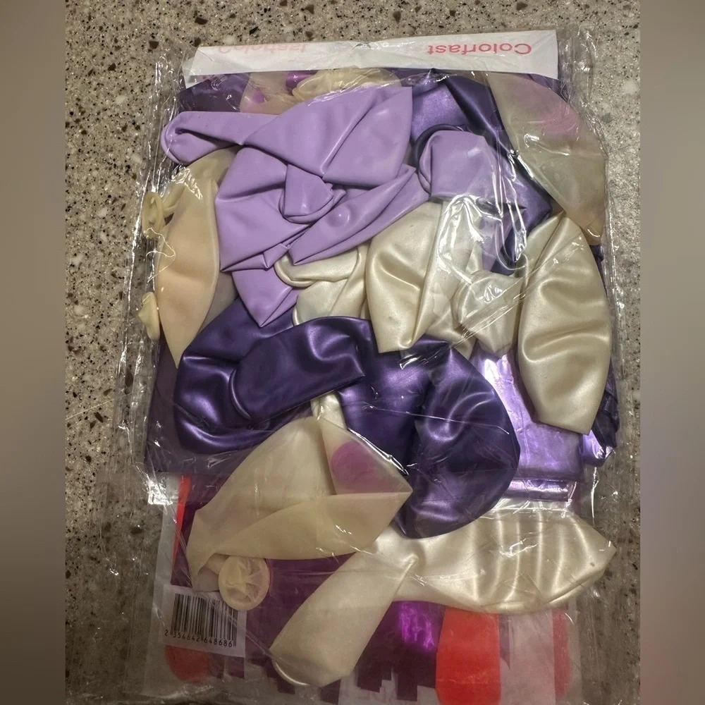 Graduation Party Decorating Set Purple